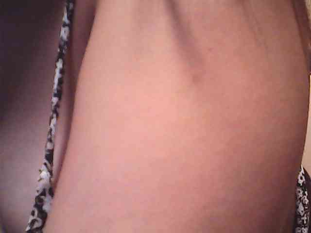 lovelyshantal webcam