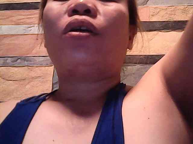 lovelyshantal webcam