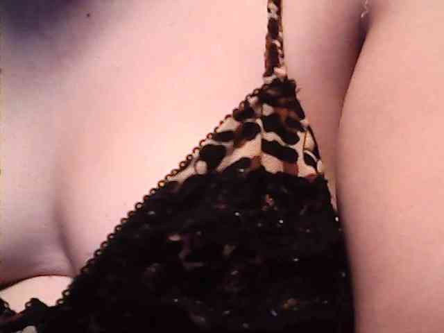 lovelyshantal webcam