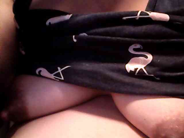 lovelyshantal webcam