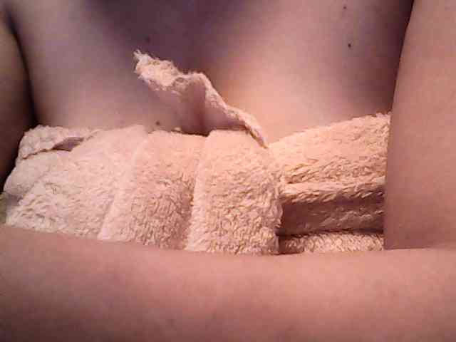 lovelyshantal webcam