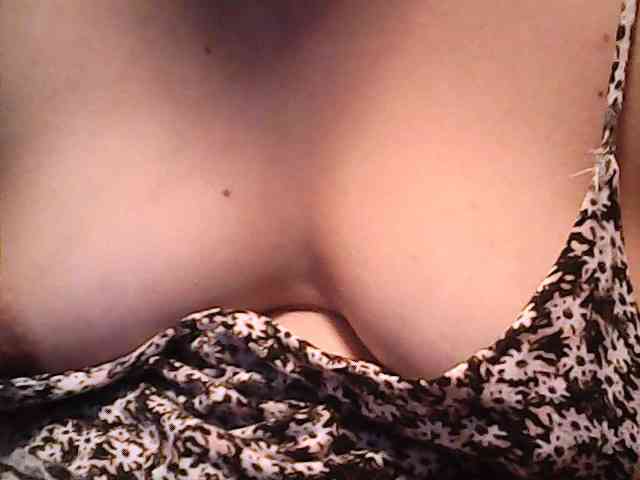 lovelyshantal webcam