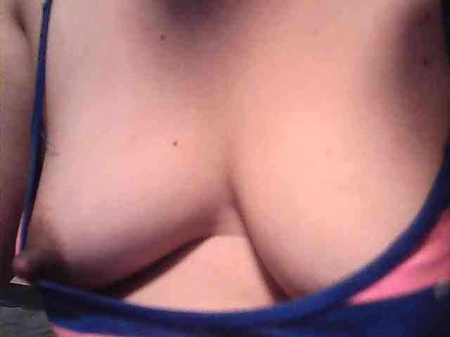 lovelyshantal webcam