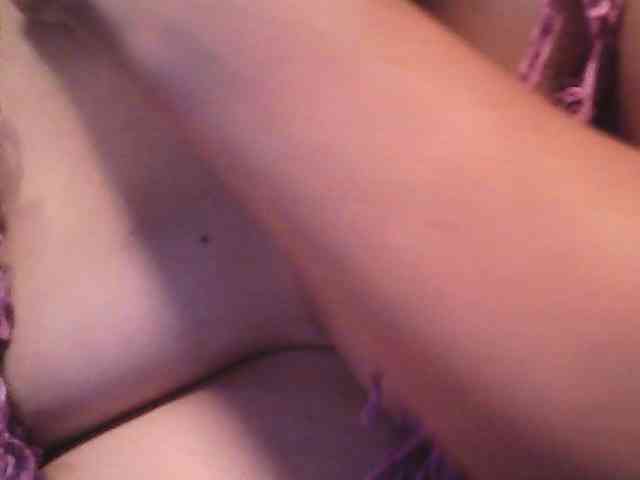 lovelyshantal webcam