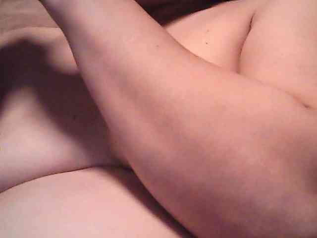 lovelyshantal Live Webcam on BongaCams