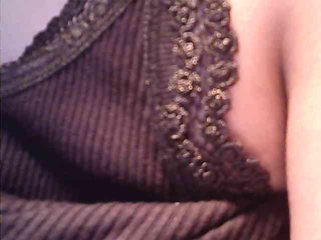 lovelyshantal webcam