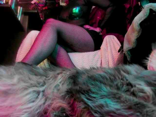 miss-asmodeus webcam