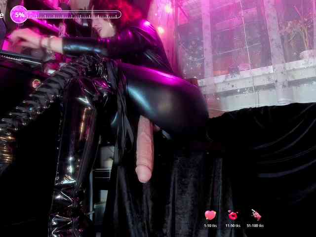 miss-asmodeus webcam