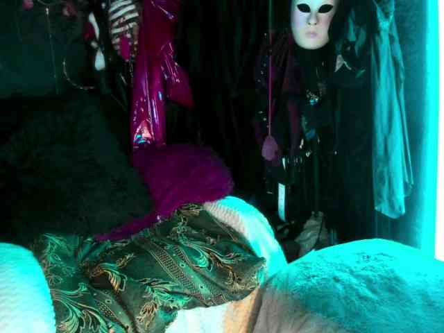 miss-asmodeus webcam