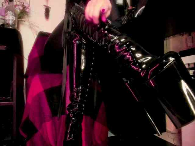 miss-asmodeus webcam