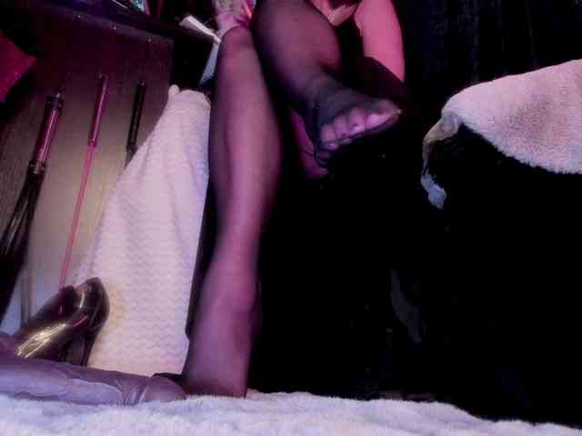 miss-asmodeus webcam