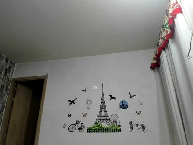 carlos-diana's BongaCams show and profile