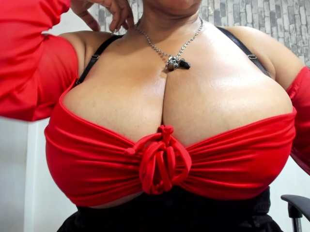 carlos-diana from BongaCams is Freechat