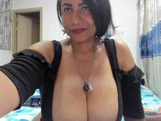 diana_coffee webcam