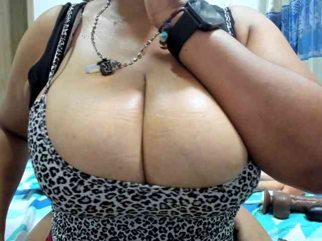 diana_coffee webcam