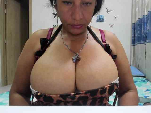 diana_coffee webcam