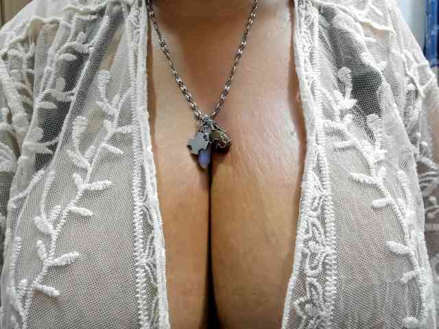 diana_coffee webcam