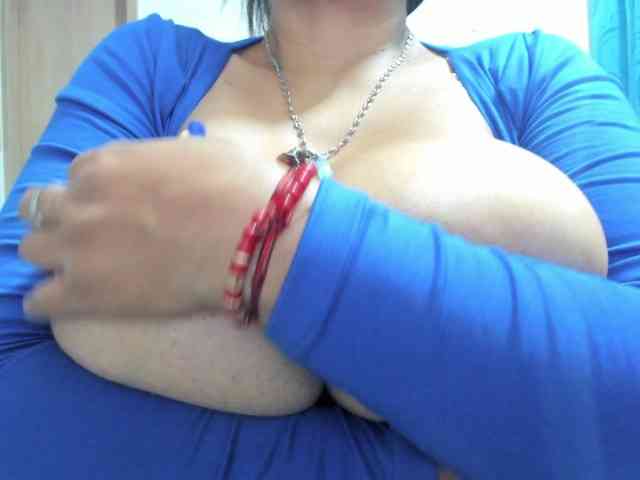diana_coffee webcam