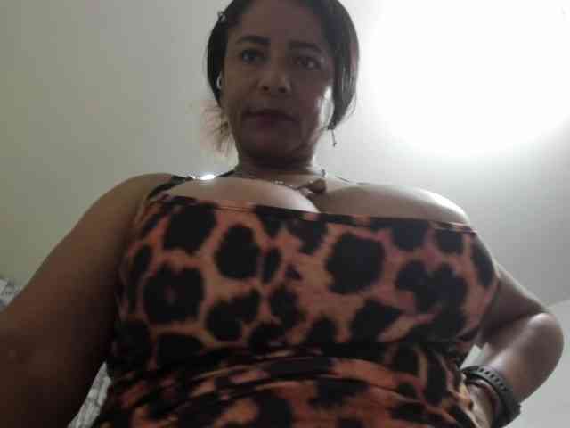 diana_coffee webcam