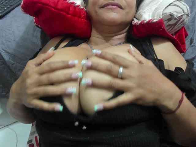 diana_coffee webcam