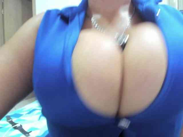 diana_coffee webcam