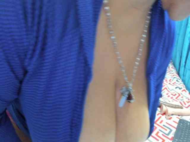 diana_coffee webcam