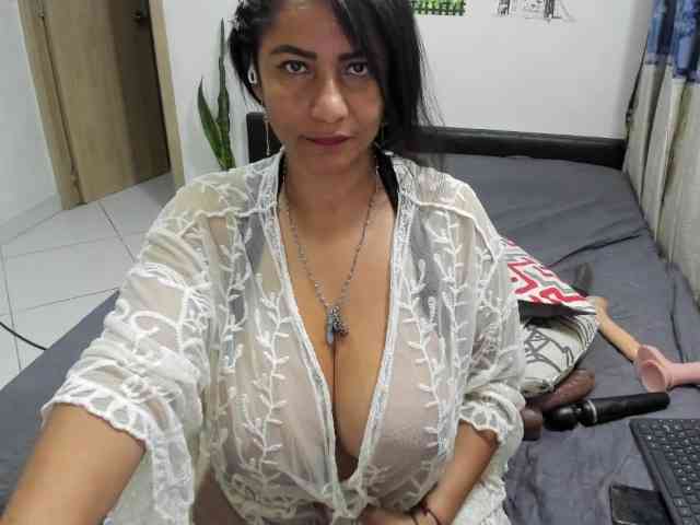 diana_coffee webcam