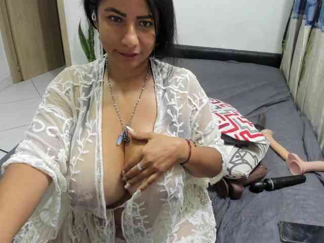 diana_coffee webcam