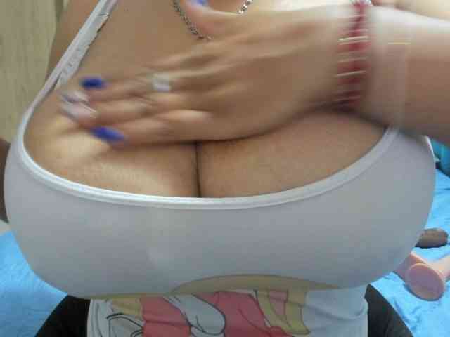 diana_coffee webcam