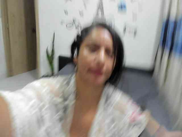 diana_coffee webcam