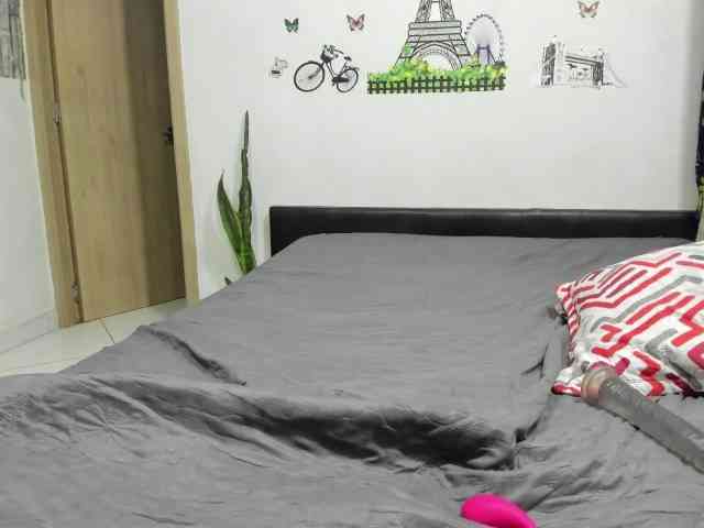 diana_coffee webcam