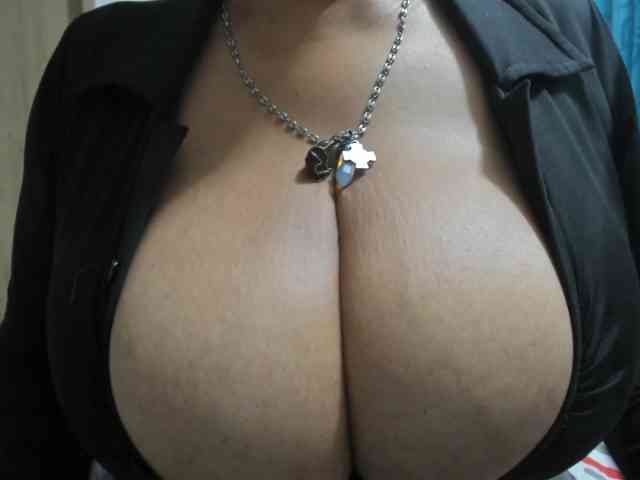 diana_coffee webcam