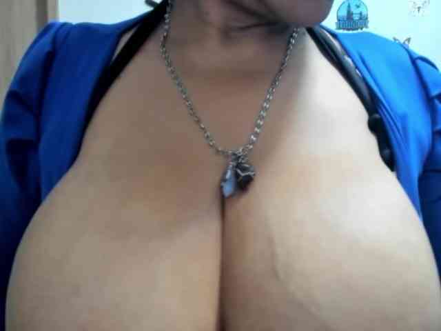 diana_coffee webcam