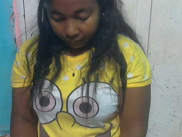 Lionchica webcam bongacams model stream image