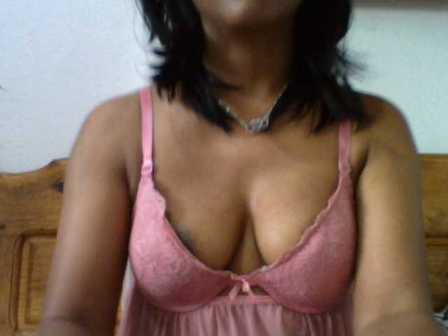 RandixoSmith's BongaCams show and profile