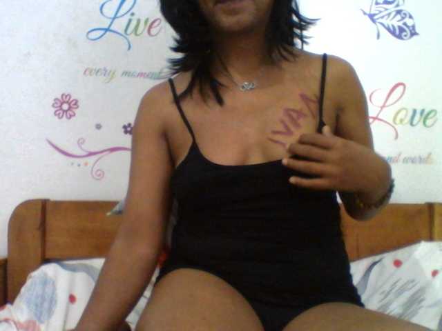 RandixoSmith's BongaCams show and profile