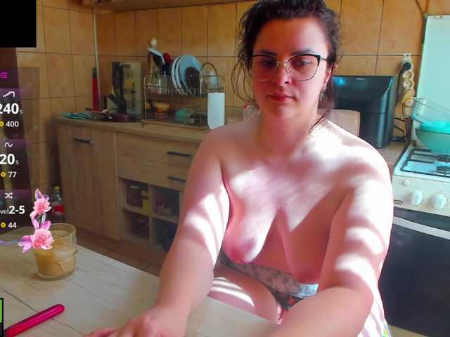 AnabelleDoll's BongaCams show and profile