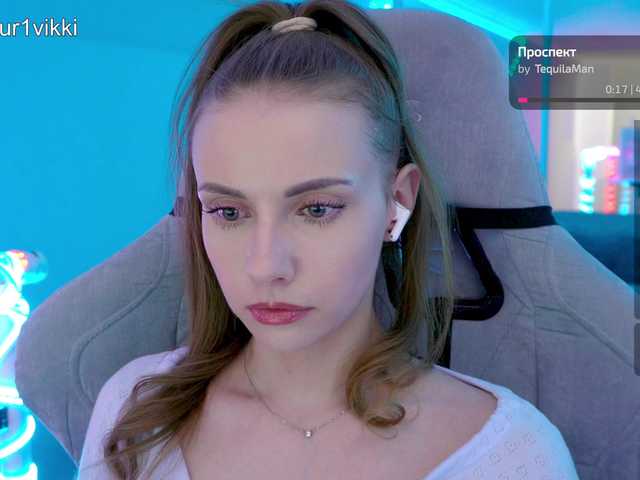 -VikkiL0vesCheese-'s BongaCams show and profile