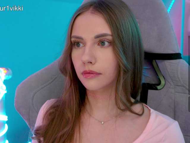 -VikkiL0vesCheese-'s BongaCams show and profile