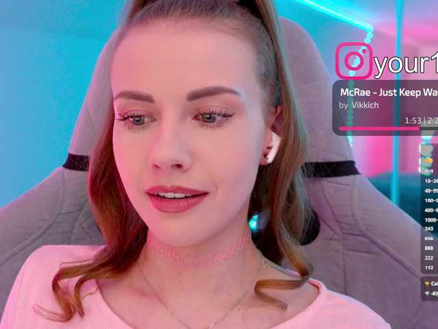 -VikkiL0vesCheese-'s BongaCams show and profile