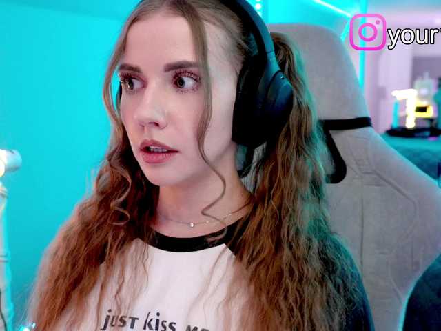 Naked -VikkiL0vesCheese- from BongaCams -VikkiL0vesCheese- from BongaCams