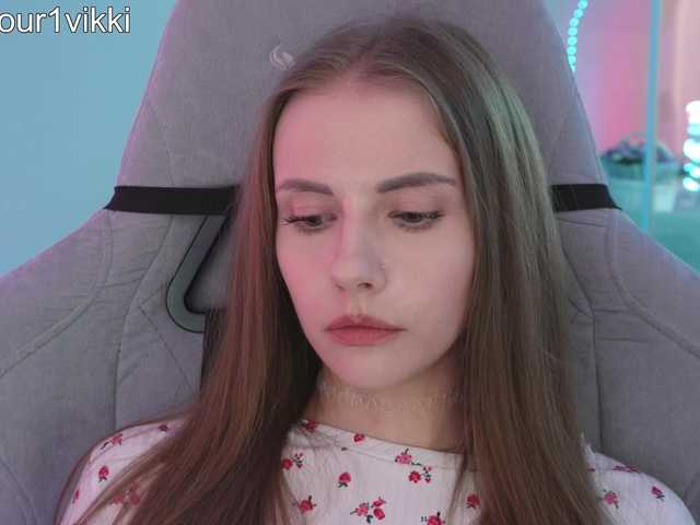 -VikkiL0vesCheese-'s BongaCams show and profile