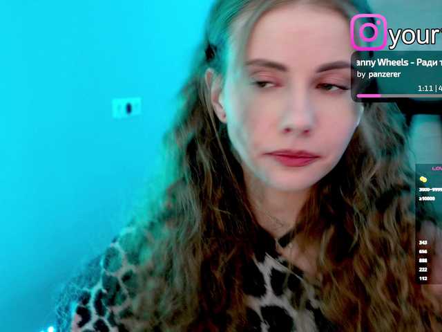 video -VikkiL0vesCheese-