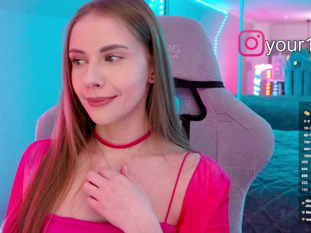 -VikkiL0vesCheese-'s BongaCams show and profile