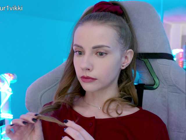 -VikkiL0vesCheese-'s BongaCams show and profile