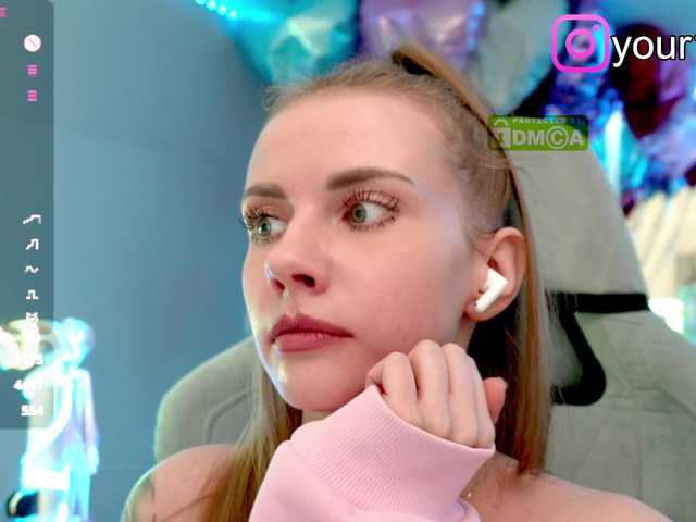 VikkiExtraCheese
