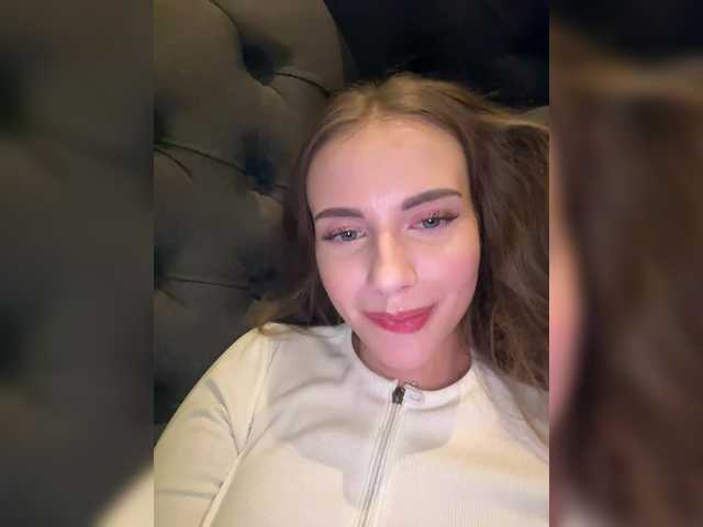 -VikkiL0vesCheese- from BongaCams is Freechat