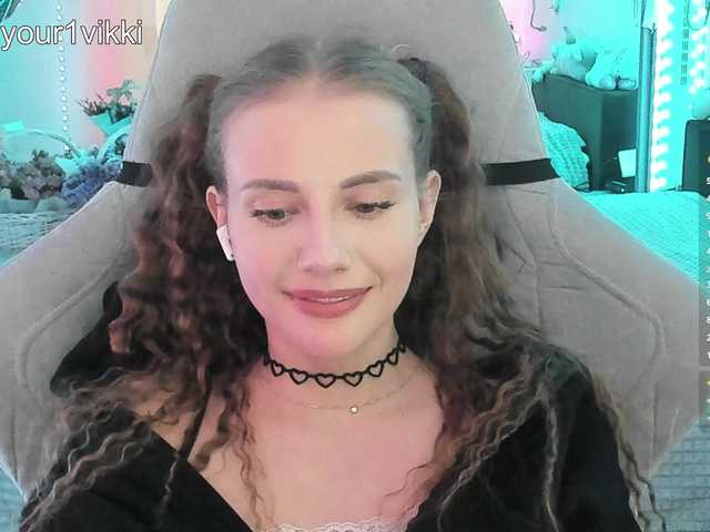 видео -VikkiL0vesCheese-