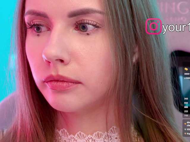 -VikkiL0vesCheese-'s BongaCams show and profile