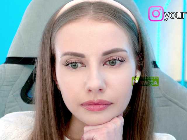 VikkiExtraCheese